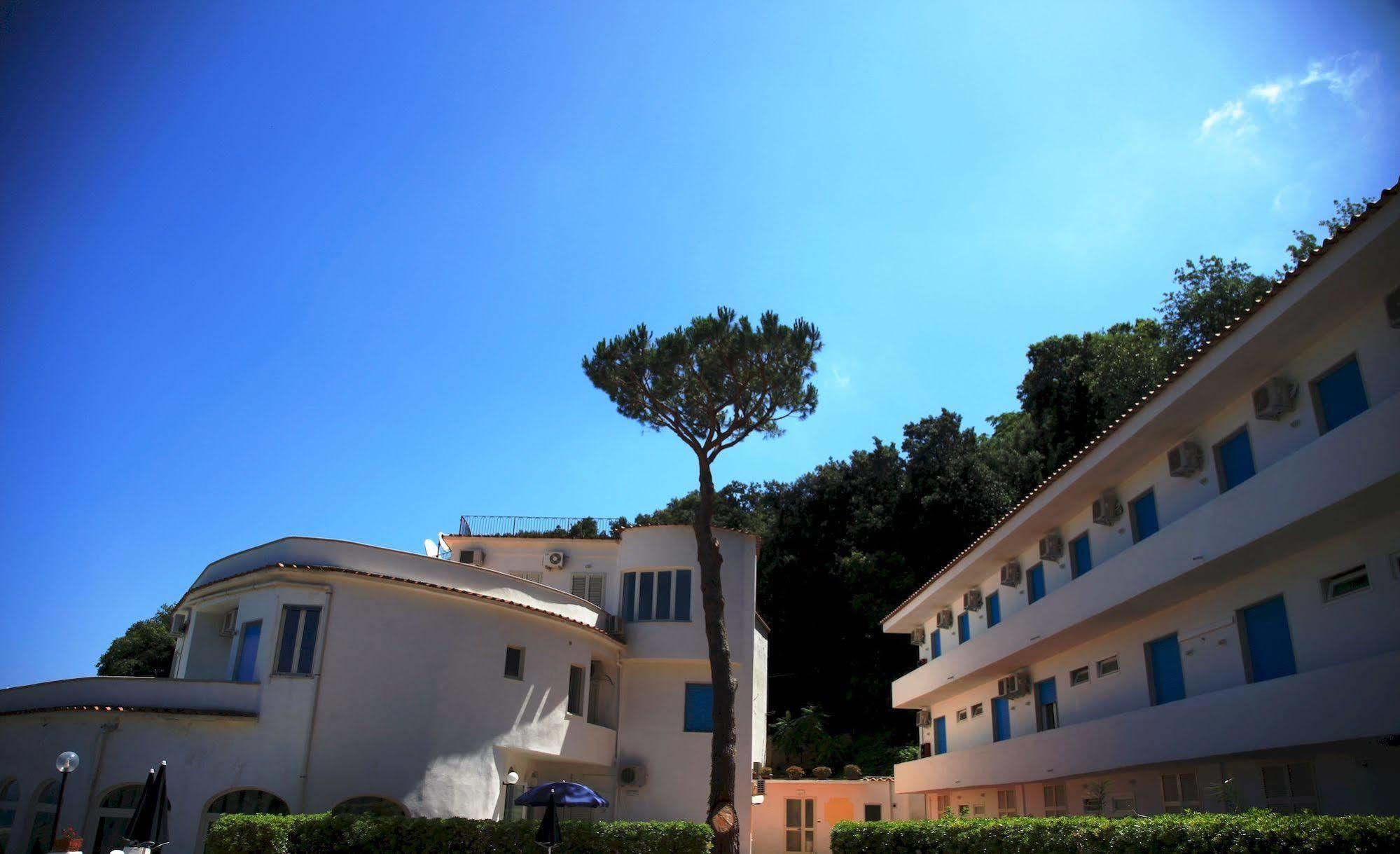 Bristol Hotel Lacco Ameno  المظهر الخارجي الصورة